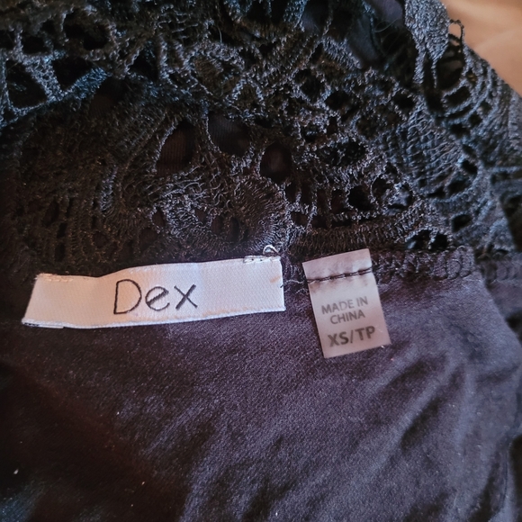 Dex Black Short Open Sleeve Top With Crochet Detailed Back XS - Picture 6 of 6